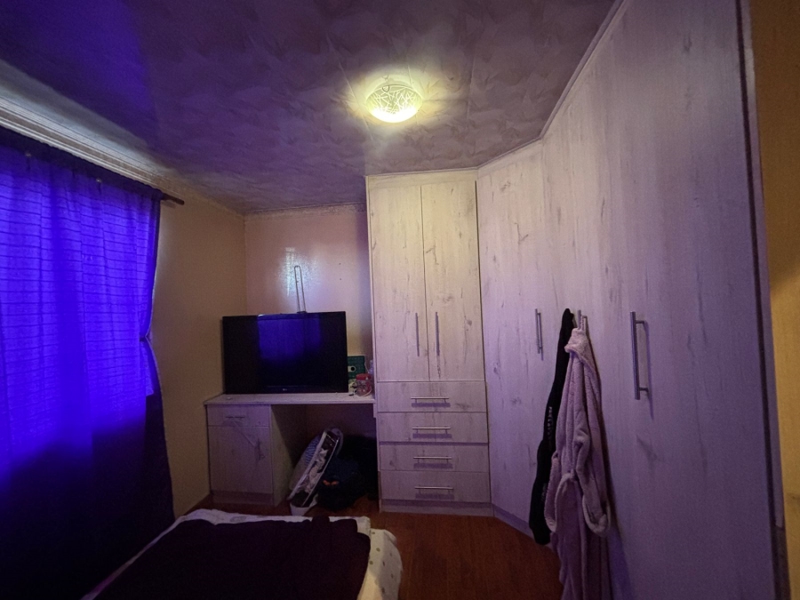 3 Bedroom Property for Sale in Electric City Western Cape